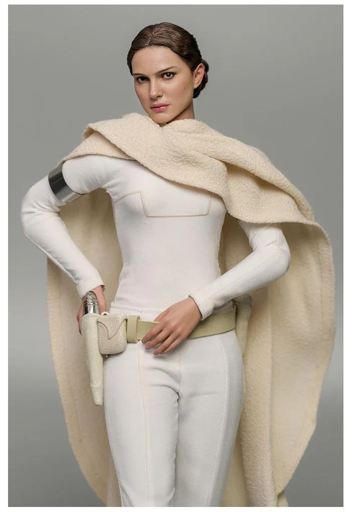 STAR WARS - Episode II - Padme Amidala 1/6 Action Figure 12" MMS678