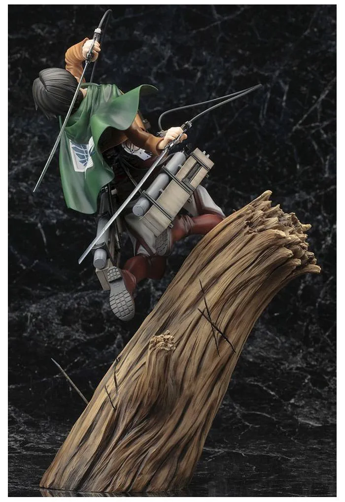 ATTACK ON TITAN - Levi ArtFX J 1/8 Pvc Figure Renewal Package Ver.