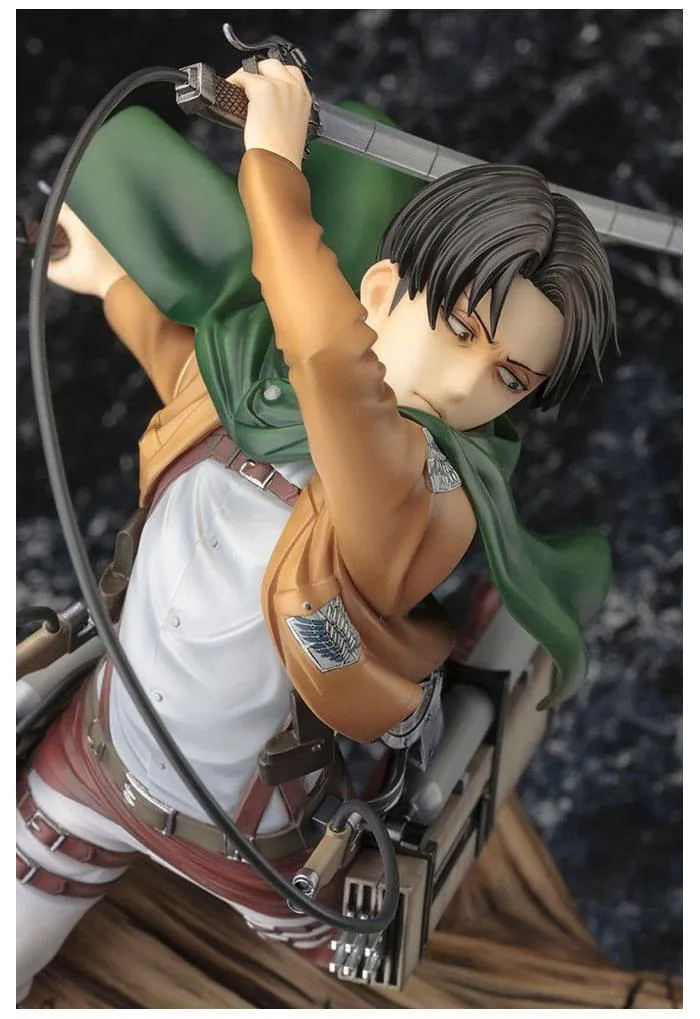 ATTACK ON TITAN - Levi ArtFX J 1/8 Pvc Figure Renewal Package Ver.