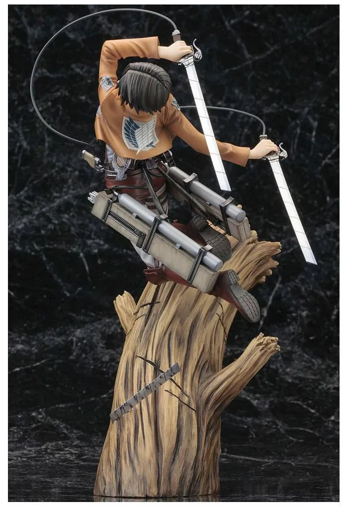 ATTACK ON TITAN - Levi ArtFX J 1/8 Pvc Figure Renewal Package Ver.