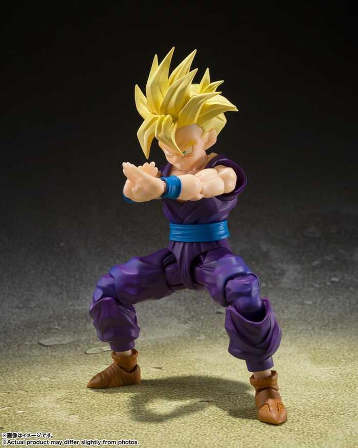 DRAGON BALL Z - Super Saiyan Son Gohan - The Warrior Who Surpassed Goku S.H. Figuarts Action Figure