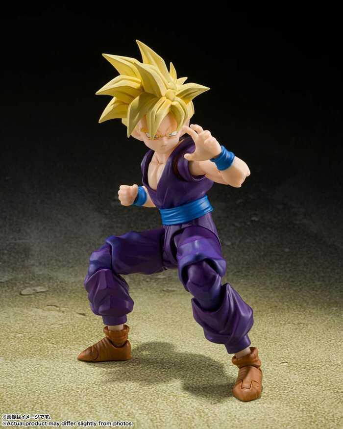 DRAGON BALL Z - Super Saiyan Son Gohan - The Warrior Who Surpassed Goku S.H. Figuarts Action Figure