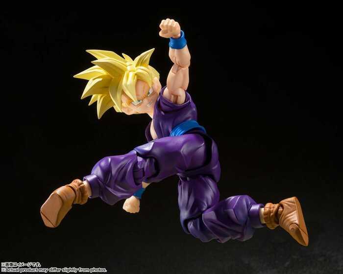 DRAGON BALL Z - Super Saiyan Son Gohan - The Warrior Who Surpassed Goku S.H. Figuarts Action Figure