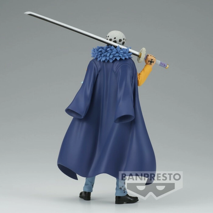 ONE PIECE - The Grandline Men Extra Trafalgar Law Pvc Figure