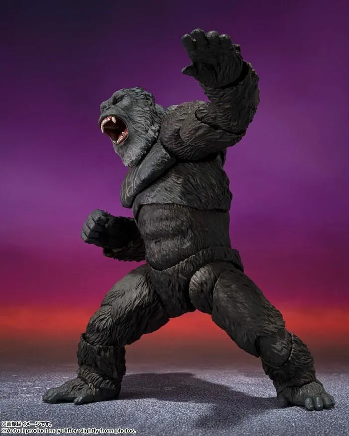 GODZILLA x KONG - The New Empire - Kong S.H. MonsterArts Action Figure