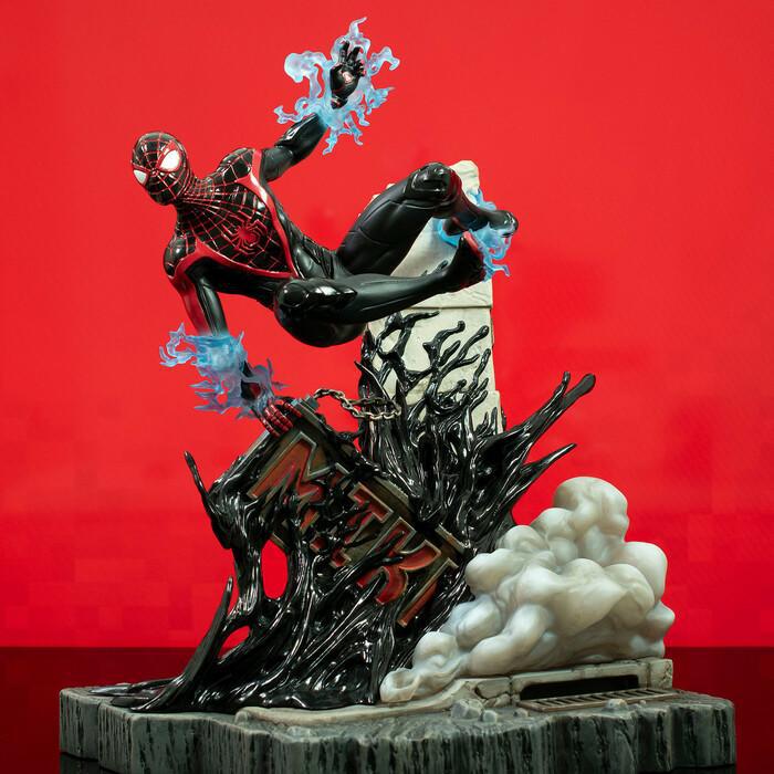 MARVEL - Marvel Gallery Gamerverse - Miles Morales Spider-Man Deluxe Pvc Figure