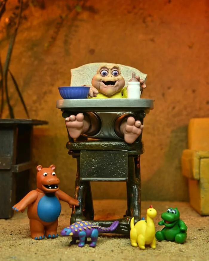 DINOSAURS - Baby Sinclair Ultimate Action Figure