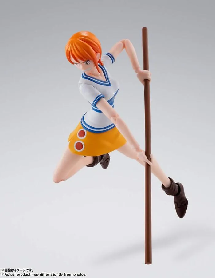 ONE PIECE - Romance Dawn - Nami S.H. Figuarts Action Figure - Damaged Box