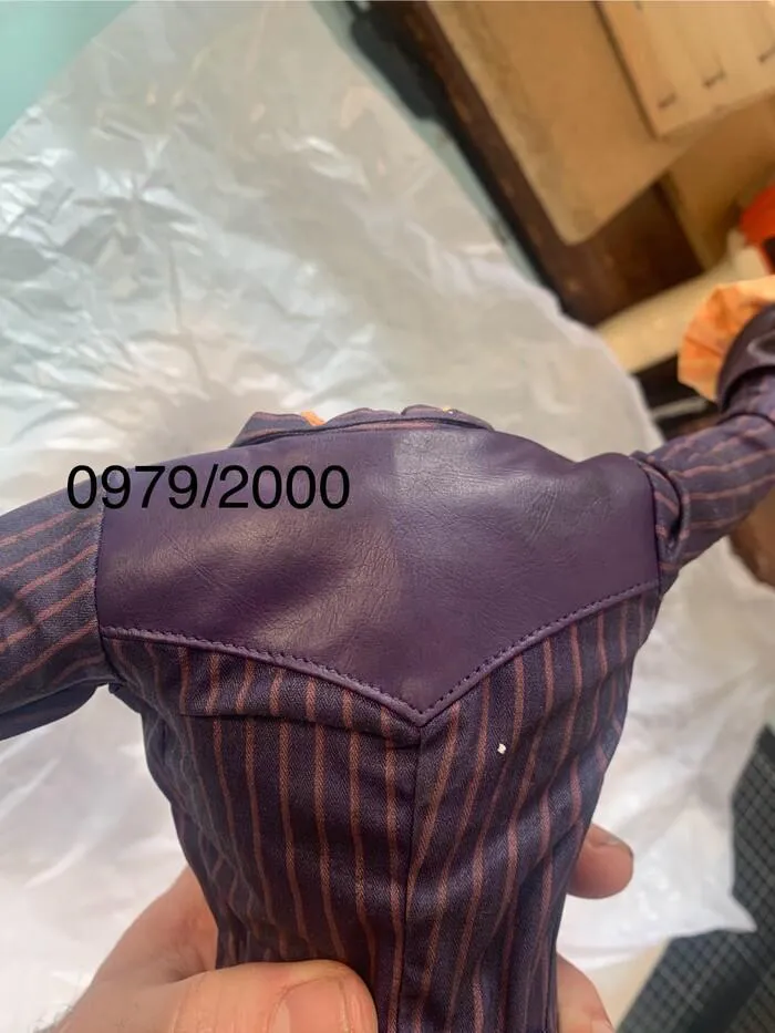 BATMAN - Arkham Asylum - Joker Premium Format Figure 1/4 Statue N.979 - Defective