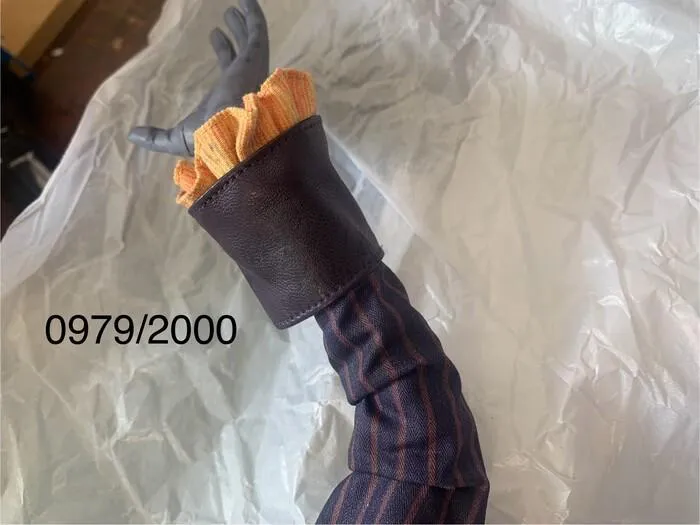 BATMAN - Arkham Asylum - Joker Premium Format Figure 1/4 Statue N.979 - Defective