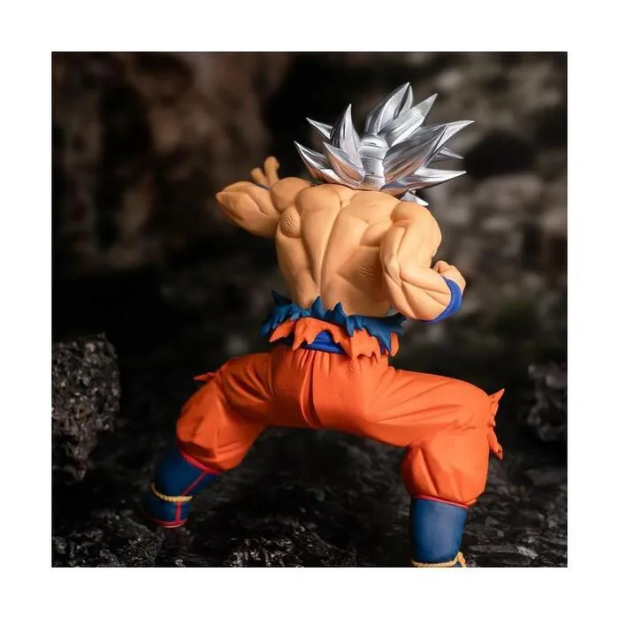 DRAGON BALL - Super - Blood of Saiyans Special XX Son Goku Ultra Instinct Pvc Figure - Damaged Box