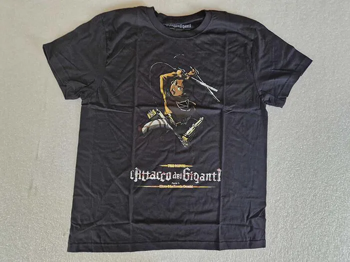 T-SHIRT - Attack on Titan - L'Attacco dei Giganti - Otaku - Size L