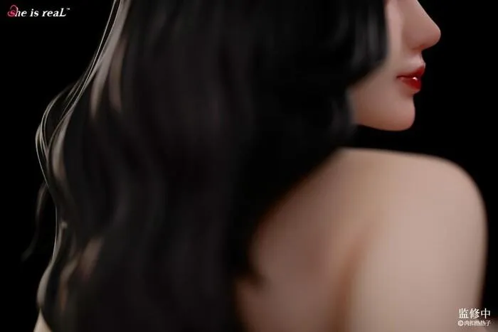 ORIGINAL CHARACTER - She is real Rou Kou Re Re Zi 1/5 Pvc Figure