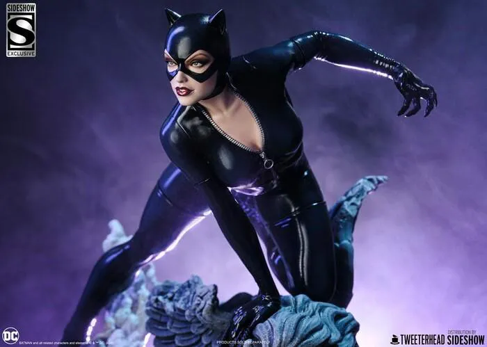 DC COMICS - Catwoman 1/4 Maquette Statue