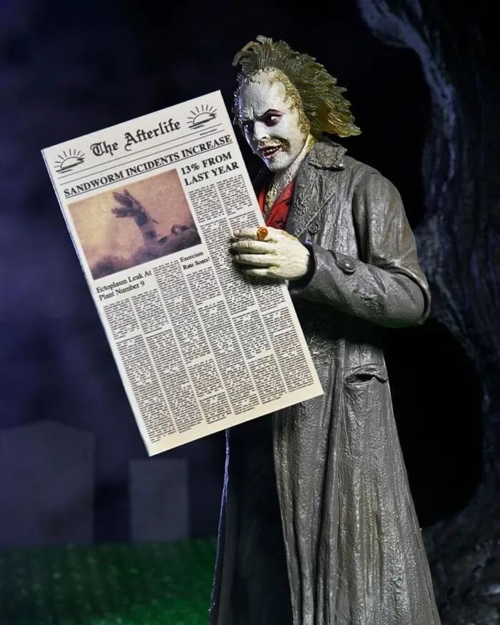 BEETLEJUICE 1988 - Beetlejuice Tour Guide The Bio-Exorcist Ultimate Action Figure