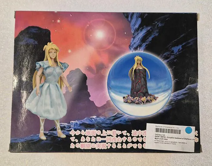 SAINT SEIYA - Eurydice Pvc Figure with LED