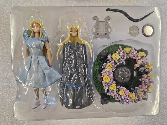 SAINT SEIYA - Eurydice Pvc Figure with LED