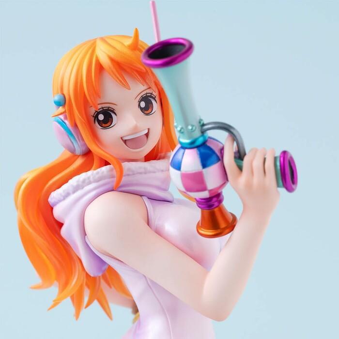 ONE PIECE - Nami Evolutionary History 1/8 Pvc Figure P.O.P.
