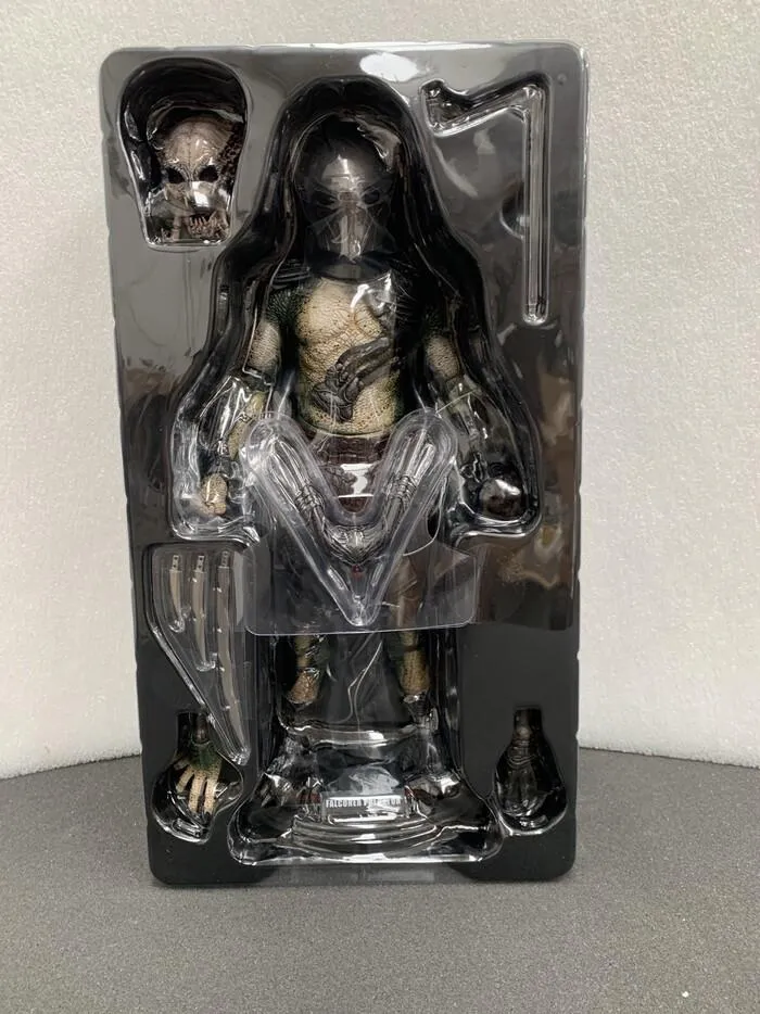 PREDATORS - Falconer Predator 1/6 Action Figure 12"