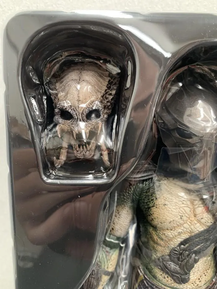 PREDATORS - Falconer Predator 1/6 Action Figure 12"