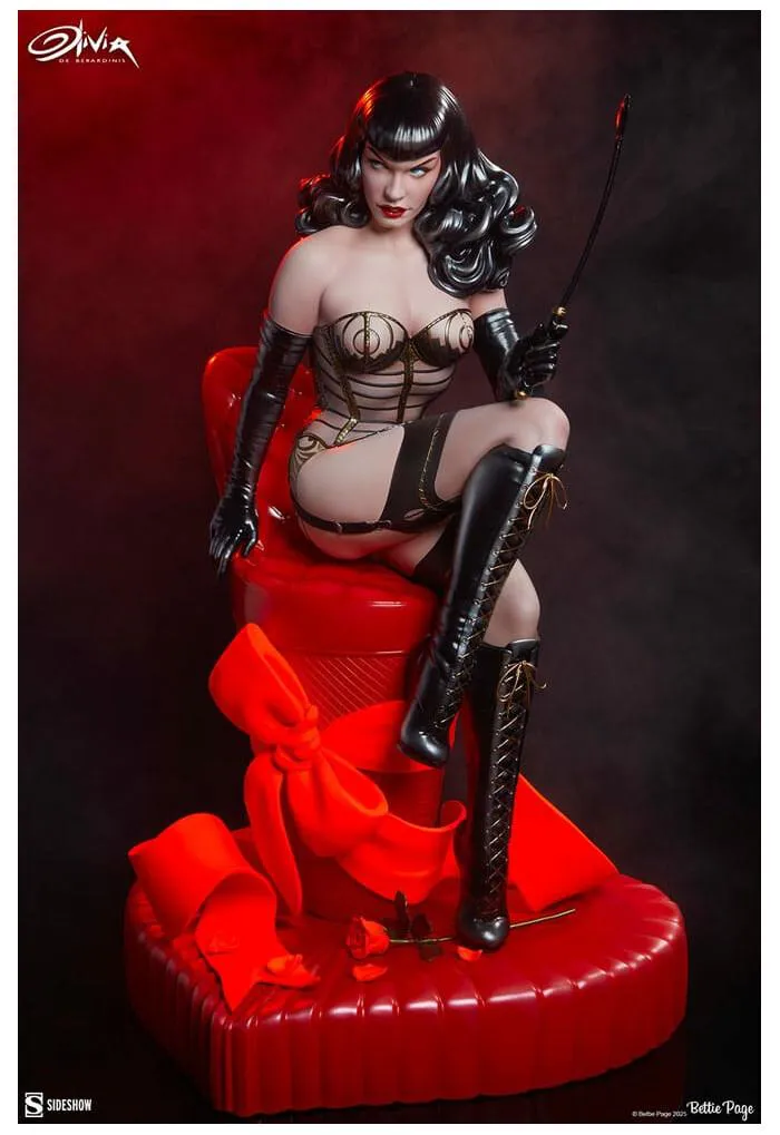 BETTIE PAGE - Love Hurts Polystone Statue