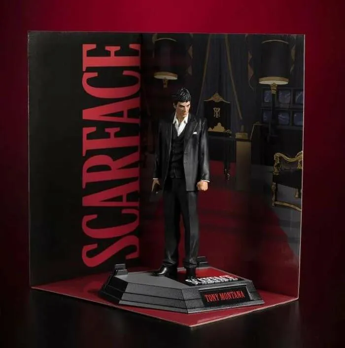 SCARFACE - Movie Maniacs - Tony Montana Action Figure