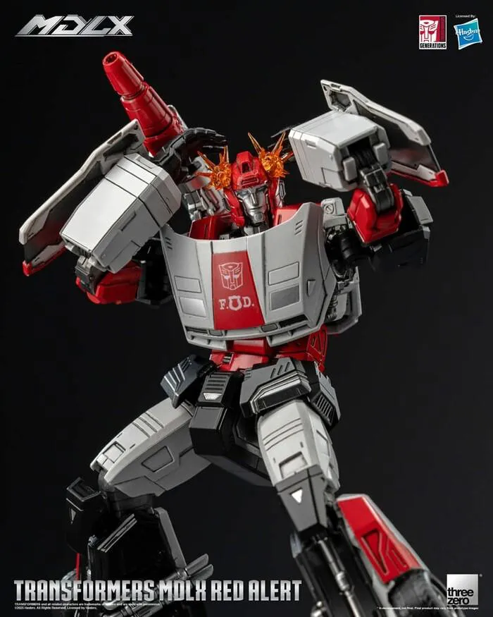 TRANSFORMERS - Red Alert MDLX Action Figure