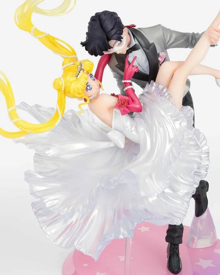 SAILOR MOON - Usagi & Tuxedo Mask Moonlight Glow Edition Figuarts ZERO Chouette Pvc Figure