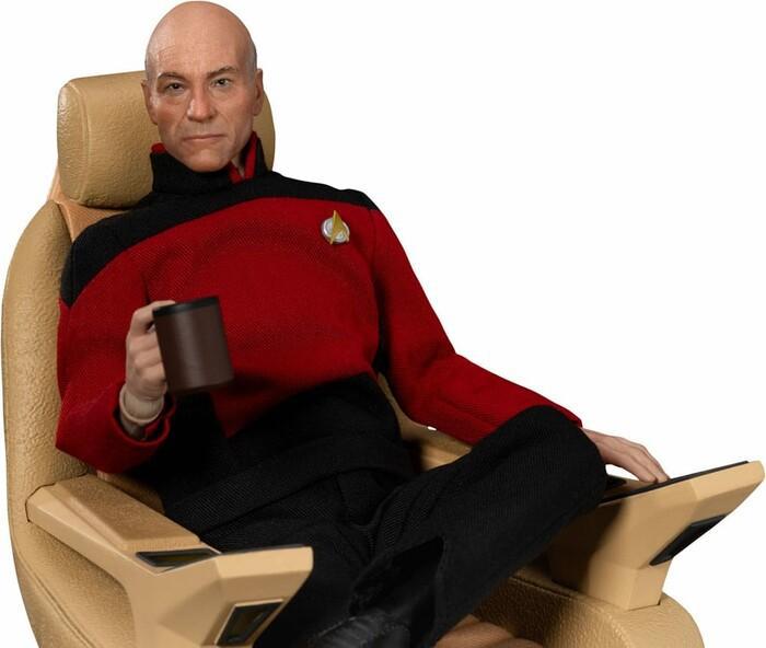 STAR TREK VII - Jean-Luc Picard Generations Action Figure