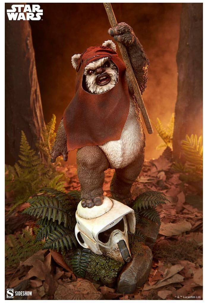 STAR WARS - Episode VI Return of the Jedi - Wicket Premium Format Figure 1/4 Statue