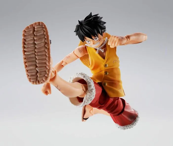 ONE PIECE - Marineford - Monkey D. Luffy S.H. Figuarts Action Figure