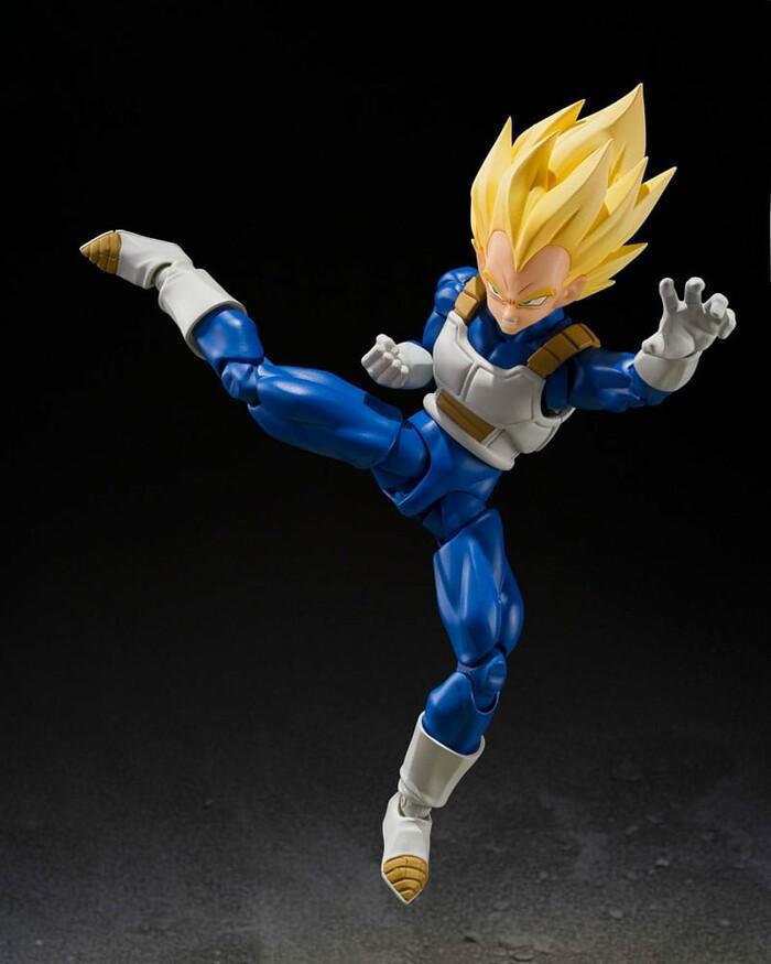 DRAGON BALL Z - Super Saiyan Vegeta Dangerous Pride S.H. Figuarts Action Figure