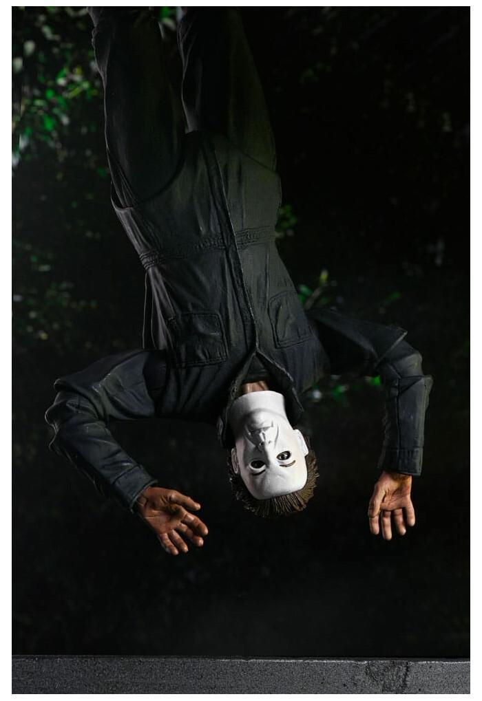 HALLOWEEN - Resurrection - Michael Myers Ultimate Action Figure