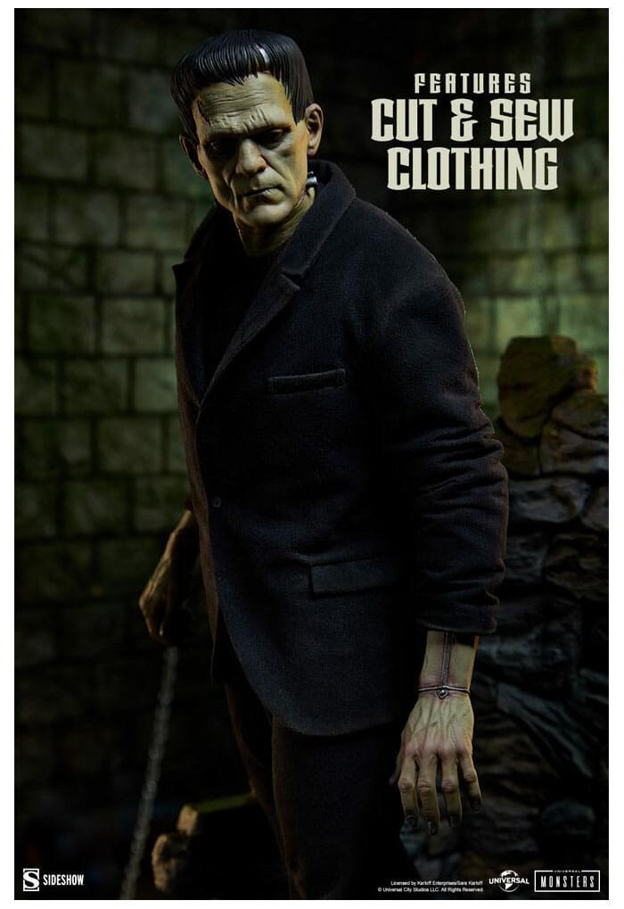 UNIVERSAL MONSTERS - Frankenstein Fabric Costume Premium Format Figure 1/4 Statue