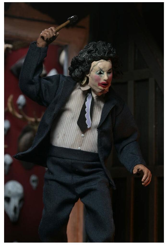 TEXAS CHAINSAW MASSACRE - Pretty Woman Leatherface Clothed Action Figure