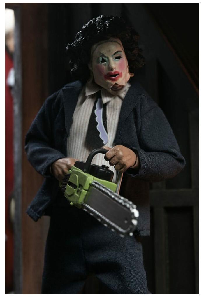 TEXAS CHAINSAW MASSACRE - Pretty Woman Leatherface Clothed Action Figure