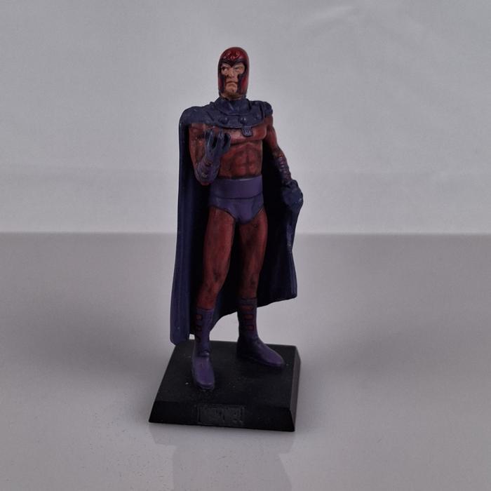 MARVEL - Heroes Figurine Collection - Magneto Figure
