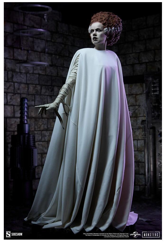 UNIVERSAL MONSTERS - Bride of Frankenstein Fabric Costume Premium Format Figure 1/4 Statue