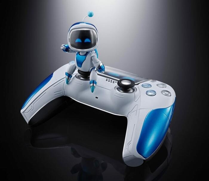 ASTRO BOT - Astro Bot & Dual Speeder Chogokin Action Figure