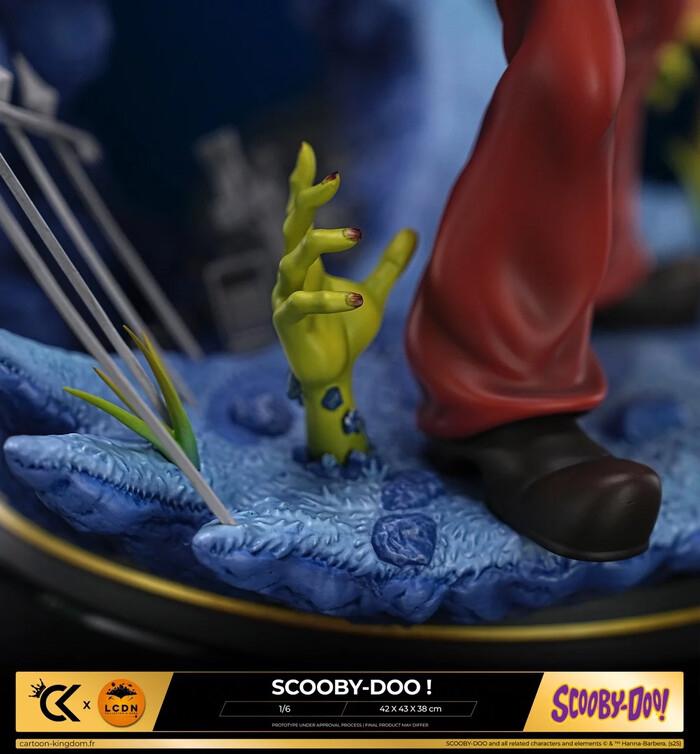 SCOOBY-DOO - Shaggy & Scooby 1/6 Polystone Statue Diorama