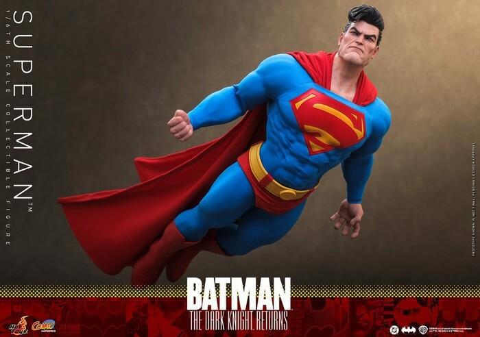 BATMAN - The Dark Knight Returns Comic - Superman 1/6 Action Figure 12" CMS032