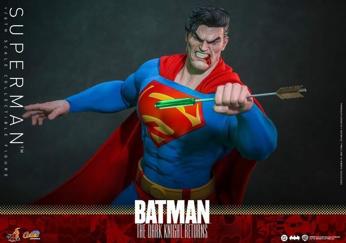 BATMAN - The Dark Knight Returns Comic - Superman 1/6 Action Figure 12" CMS032